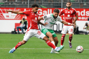 Chuyên gia nhận định rằng Saint Etienne đang gặp nhiều khó khăn